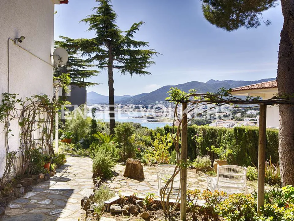 Villa i Llanca, Gerona - foto 1
